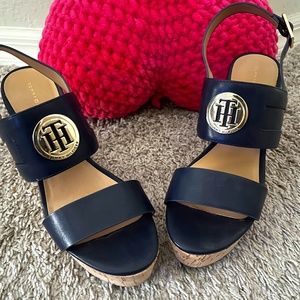 Tommy Hilfiger Wedges Size 9 Navy Blue Sandals